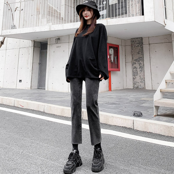 Blugi elastici model drept dama