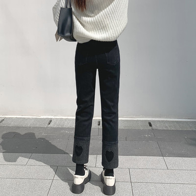 Ležerne traperice crne boje za žene