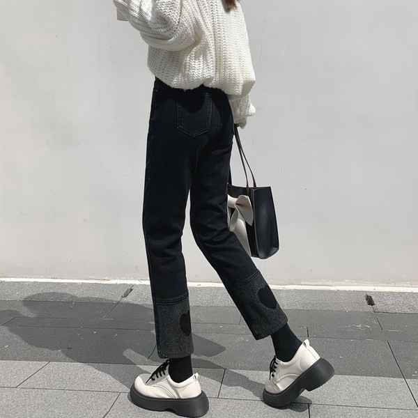 Ležerne traperice crne boje za žene