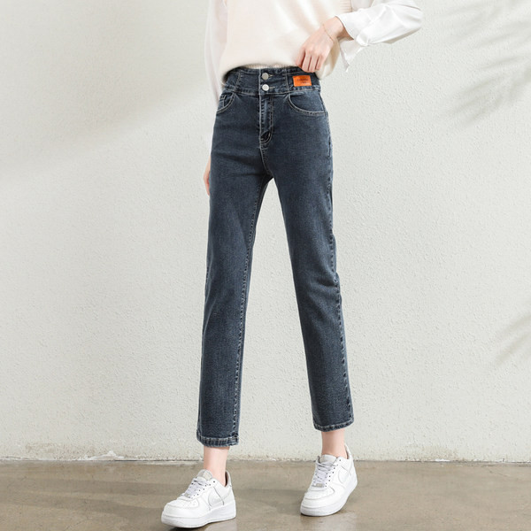 Nööbikinnitusega naiste teksad