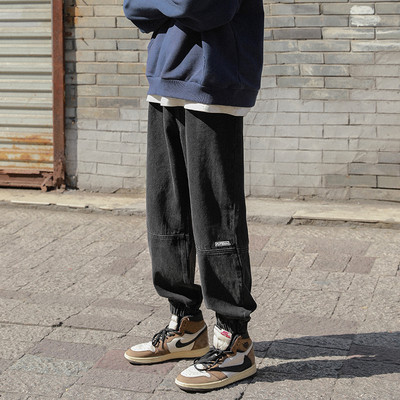 Ležerne muške traperice s džepom - široki model