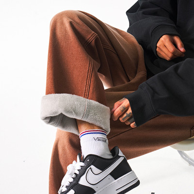 Sooja voodriga vabaaja meeste teksad - sirge mudel