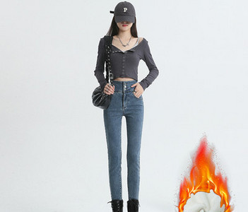 Εφαρμοσμένο γυναικείο τζιν με ή χωρίς ζεστή φόδρα