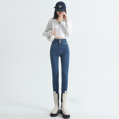 Εφαρμοσμένο γυναικείο τζιν με ή χωρίς ζεστή φόδρα