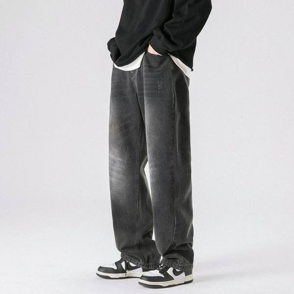 Model larg de blugi barbatesti - cu buzunar