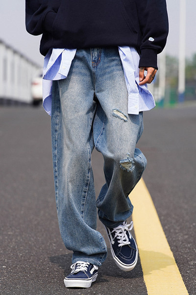 Vabaaja meeste teksad - rebenenud motiividega