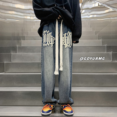 Ανδρικό τζιν - με στάμπα και κορδόνια