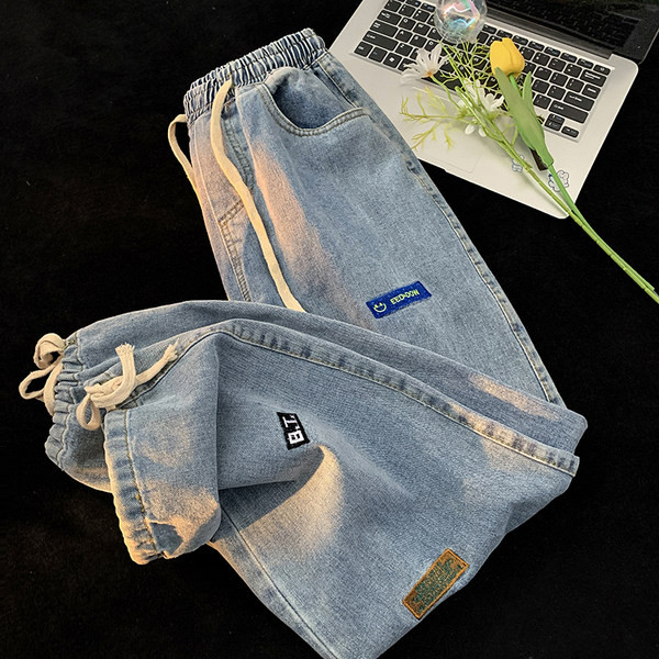 Ανδρικό τζιν casual με λογότυπα