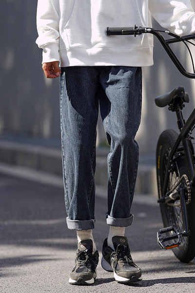 Muške traperice s džepovima - ravni model