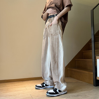 Laia säärega teksad taskuga