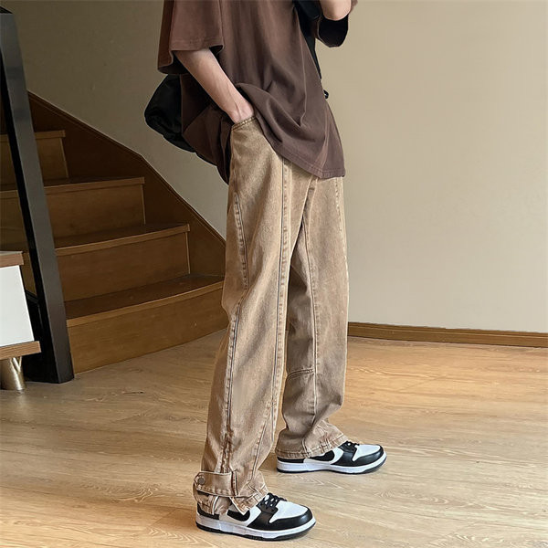 Ležerne traperice ravnih nogavica s razdvojenim nogavicama