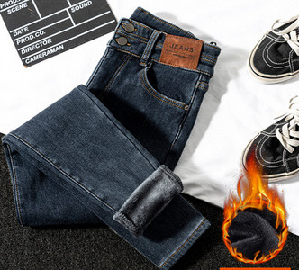 Naiste liibuvad teksad voodriga või ilma