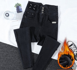 Εφαρμοσμένο γυναικείο τζιν με ή χωρίς φόδρα