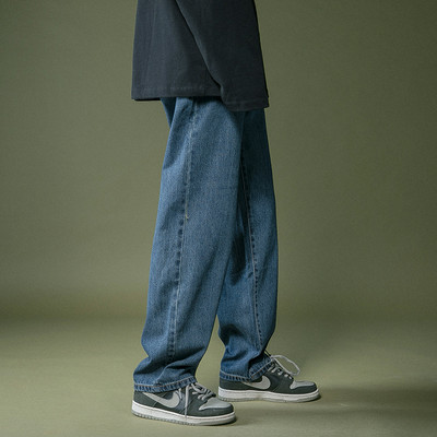 Blugi barbati uni model drept cu buzunar