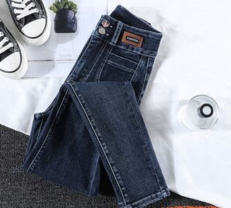 Γυναικείο τζιν slim μοντέλο με ψηλή μέση