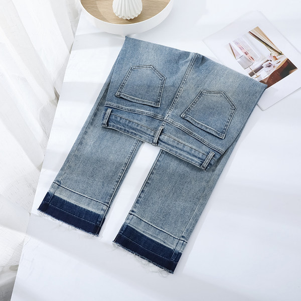 Ženske traperice jesen-zima s logom - ravni model