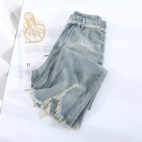 Ženske široke traperice s poderanim motivima i visokim strukom