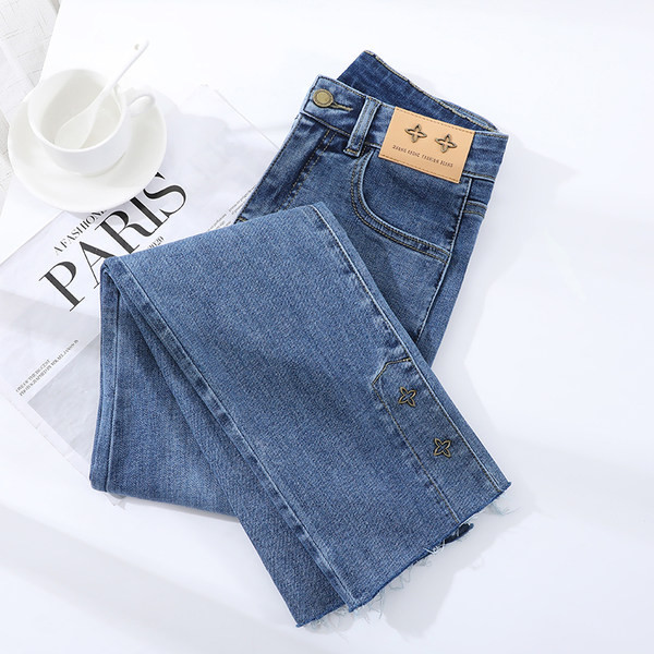 Stiilsed naiste teksad - tikandiga