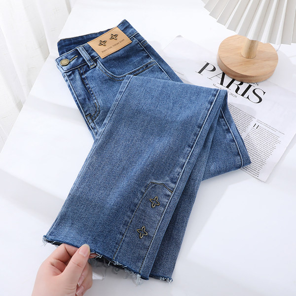 Stiilsed naiste teksad - tikandiga