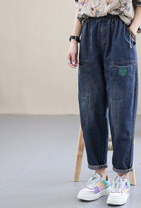 Ležerne sportske traperice s džepom