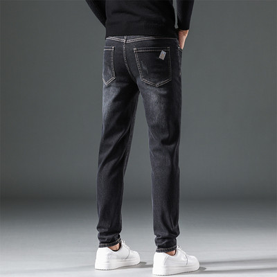 Talvised elastsed taskuga teksad