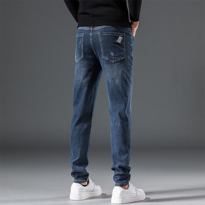 Talvised elastsed taskuga teksad