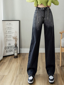 Naiste sillerdavate värvidega teksad