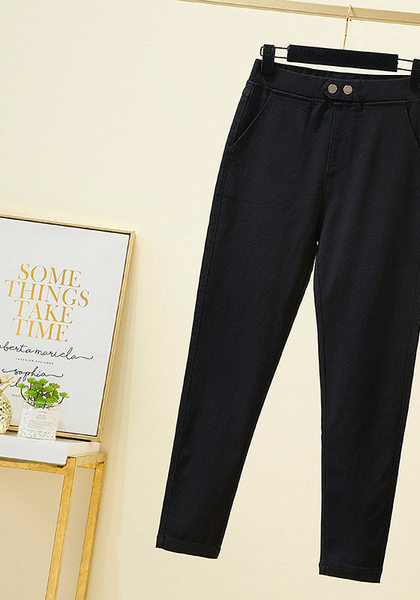 Jesensko-zimske ženske traperice s toplom postavom i visokim strukom