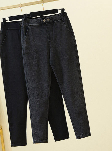 Jesensko-zimske ženske traperice s toplom postavom i visokim strukom