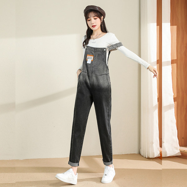 Salopeta din denim pentru femei in culori irizate