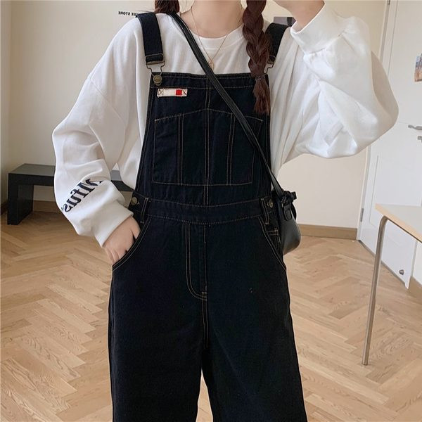 Naiste laiade säärtega teksakombinesoon