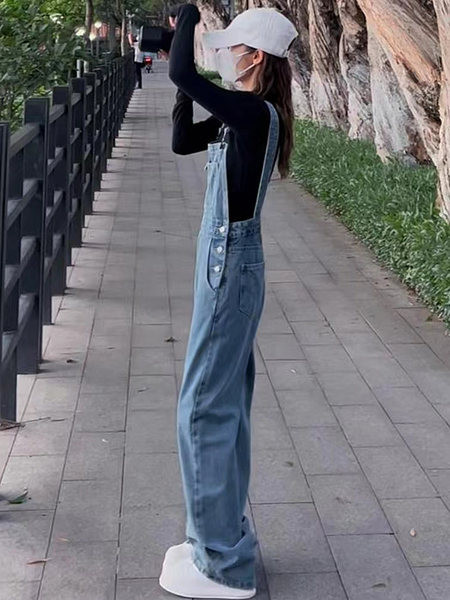 Tasuta mustriga naiste kombinesoon