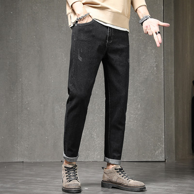 Meeste teksad - rebenenud motiividega