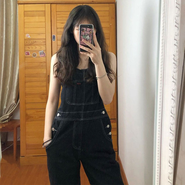 Salopeta de dama din denim cu bretele