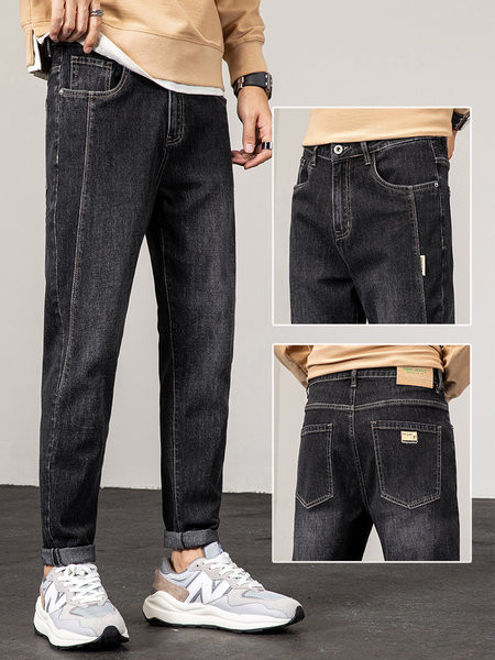 Ανδρικό τζιν casual με απλικέ