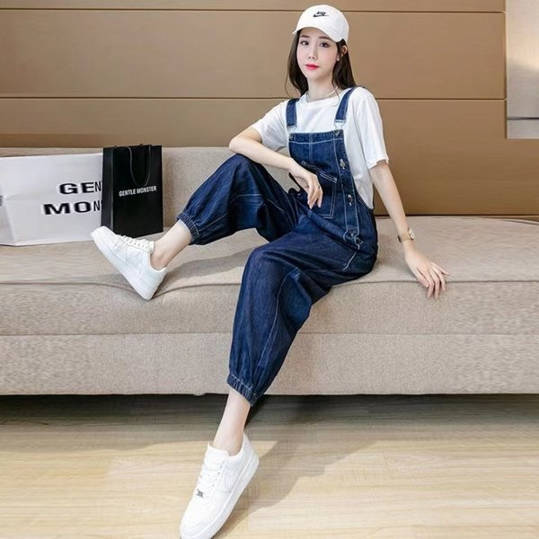 Naiste vabaaja teksakombinesoon