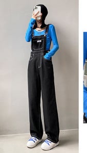 Γυναικεία τζιν φόρμα ίσια με επιγραφή και κουμπιά