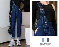 Salopetă la modă pentru femei, cu o curea