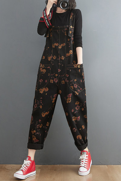 Široki ženski kombinezon sa cvjetnim uzorkom