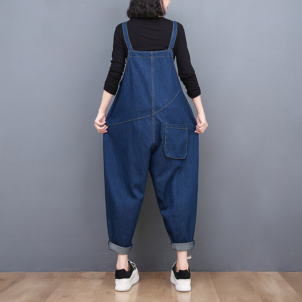 Jednobojni ženski traper kombinezon