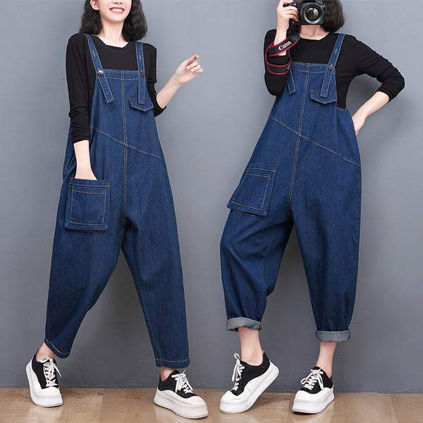 Jednobojni ženski traper kombinezon