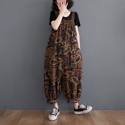 Naiste vabaaja kombinesoon trükise ja taskuga