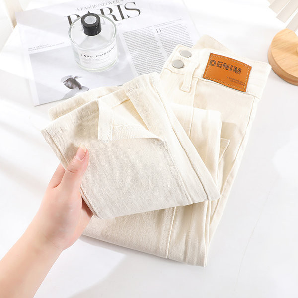 Blugi casual de dama cu crapatura la picioare