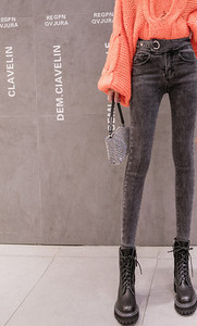 Naiste vabaaja teksad - metallelementidega