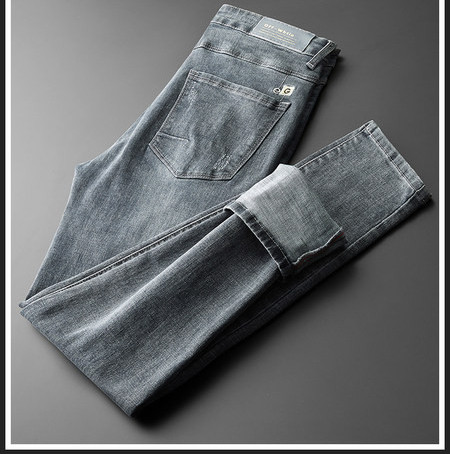 Lihtne sirge säärega taskuteksad