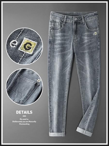 Lihtne sirge säärega taskuteksad