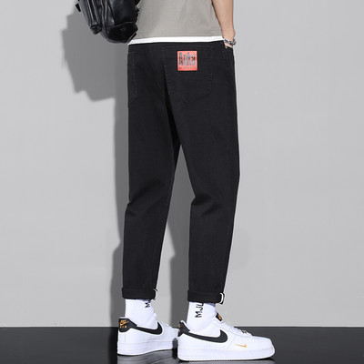 Ležerne muške hlače s logotipom