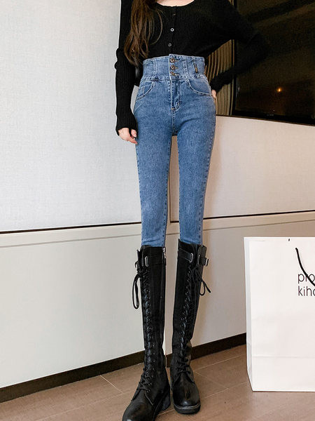 Naiste teksad – kõrge vöökoha ja nööpidega