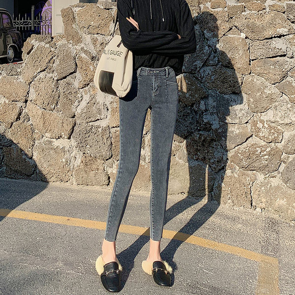 Blugi de dama cu buzunar si nasturi