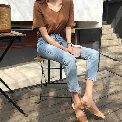 Novi model ženskih traperica visokog struka - plave i crne boje